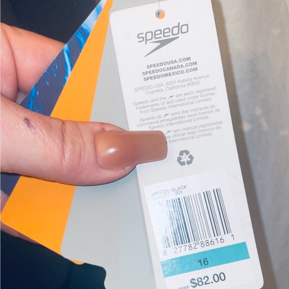 Speedo Women's Elegant Black One-Piece Swimsuit - Picture 4 of 6